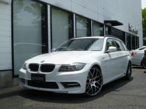 BMW 325iツーリング