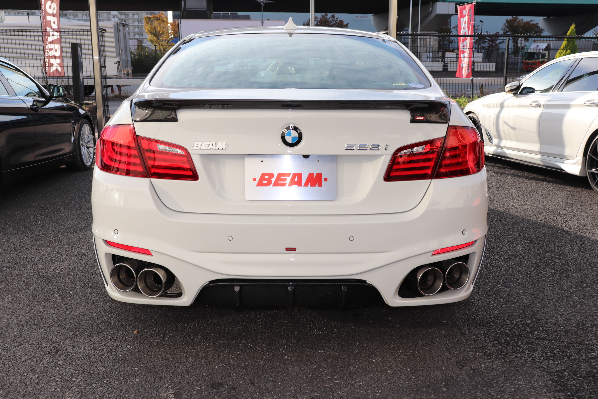 528i BEAMコンプリートカーコンフォートP イノベーションP Aトランク B&Oサウンド 全周囲カメラ車両画像06