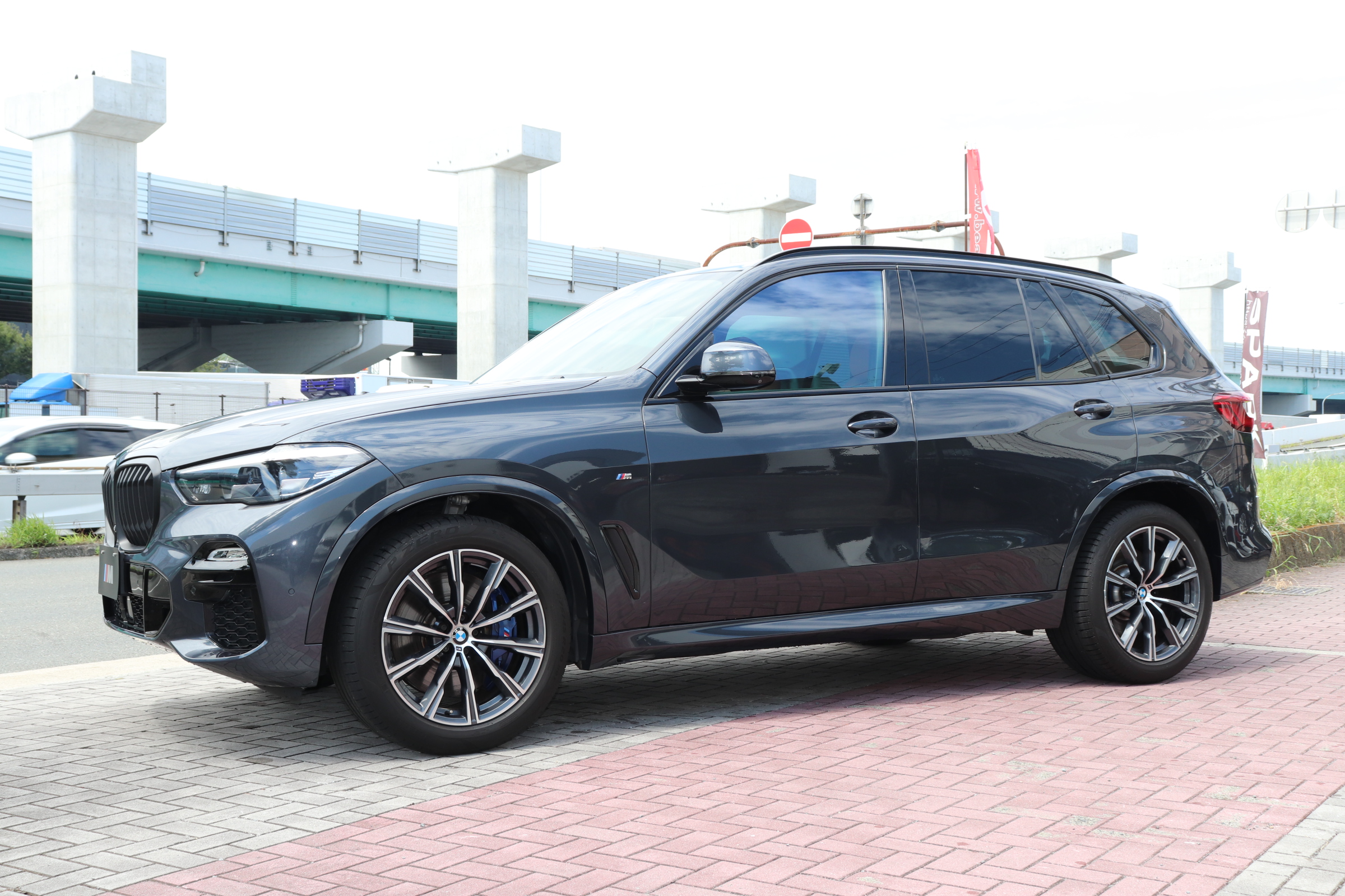 X5 xDrive 35d Mスポーツ パノラマサンルーフ プラスパッケージ 茶革車両画像05