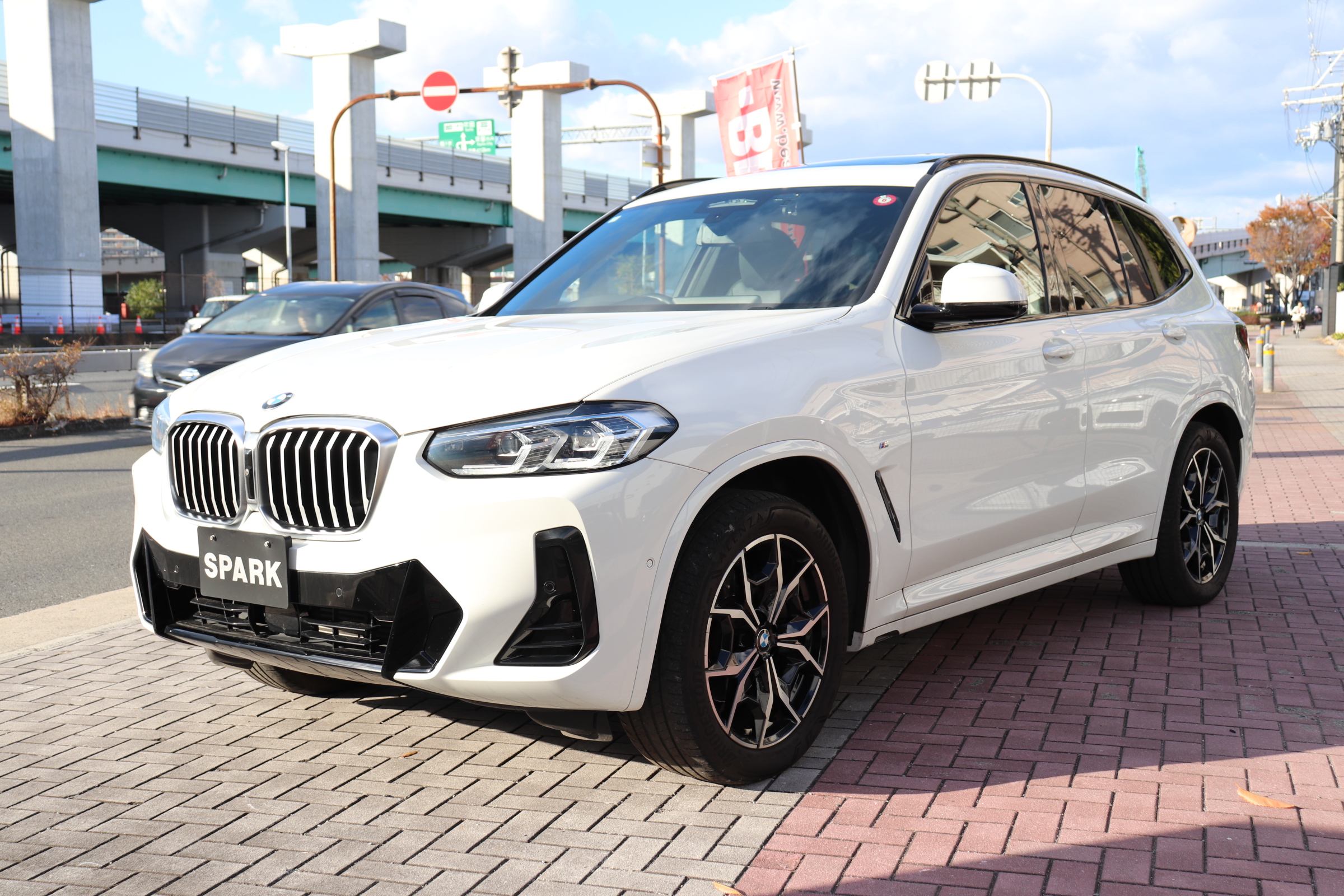 X3 xDrive20d Mスポーツ 後期モデル ブラックレザー サンルーフ HUD車両画像09