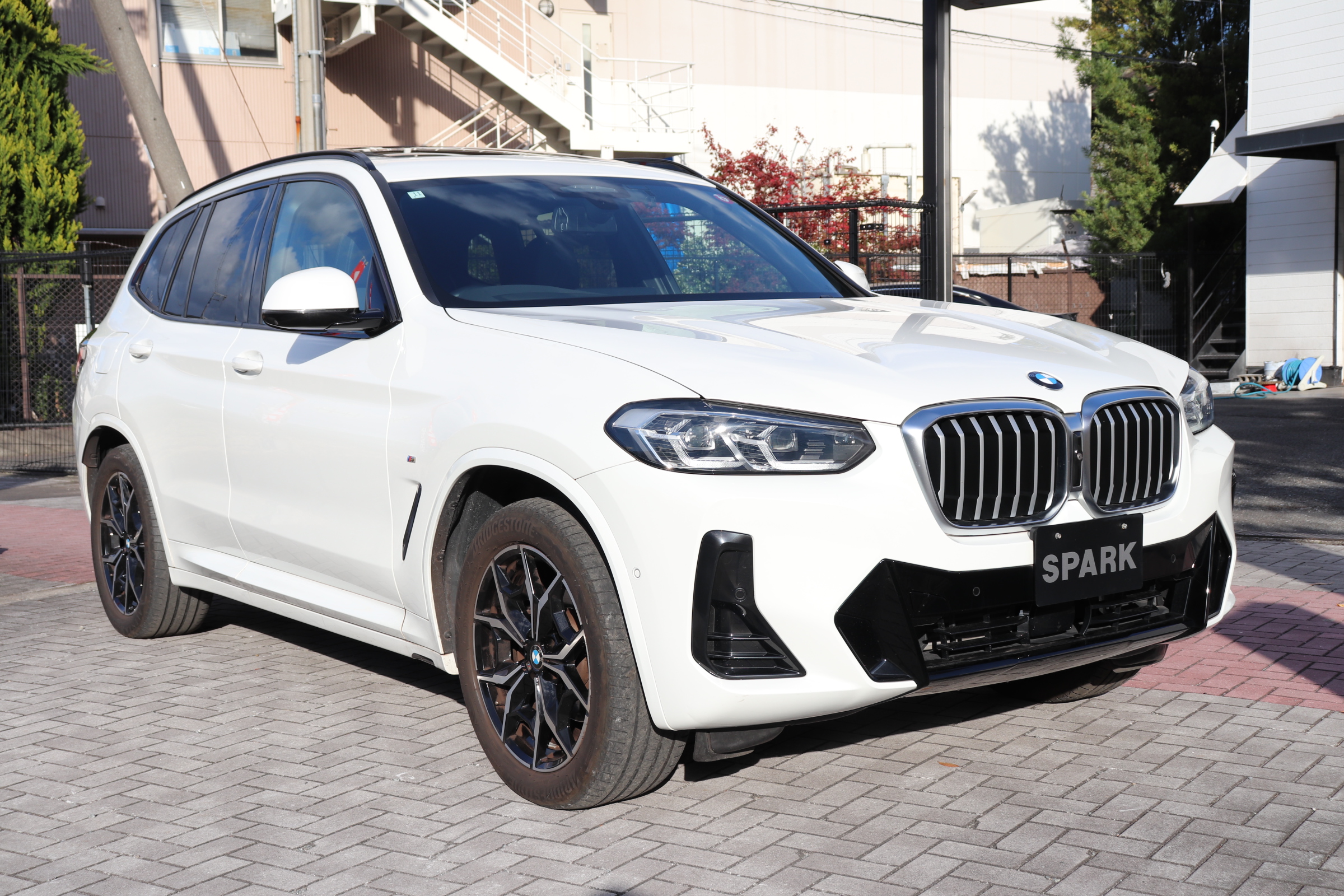 X3 xDrive20d Mスポーツ 後期モデル ブラックレザー サンルーフ HUD車両画像03